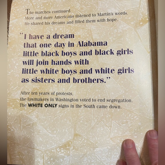 Martin Luther King Paperback Book - Picture 10 of 10